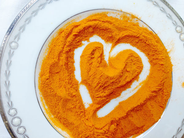 tumeric-heart-shape